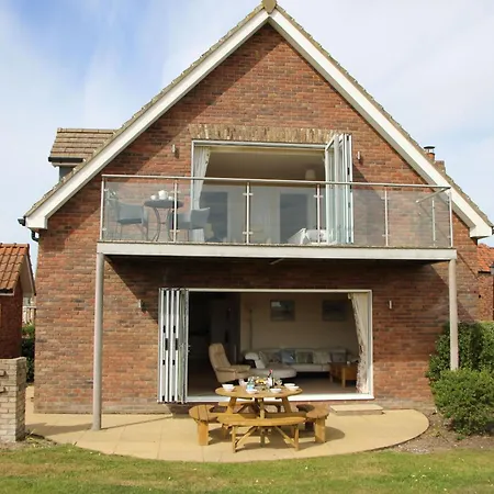 Fileybayview At The Bay Filey, Sleeps 8-10, Dog-friendly Casa vacanze Filey