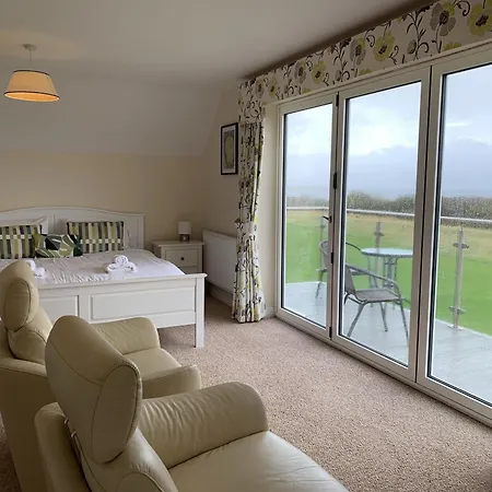 Fileybayview At The Bay Filey, Sleeps 8-10, Dog-friendly *